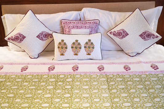 Green Ditsy - Poppies Quilt