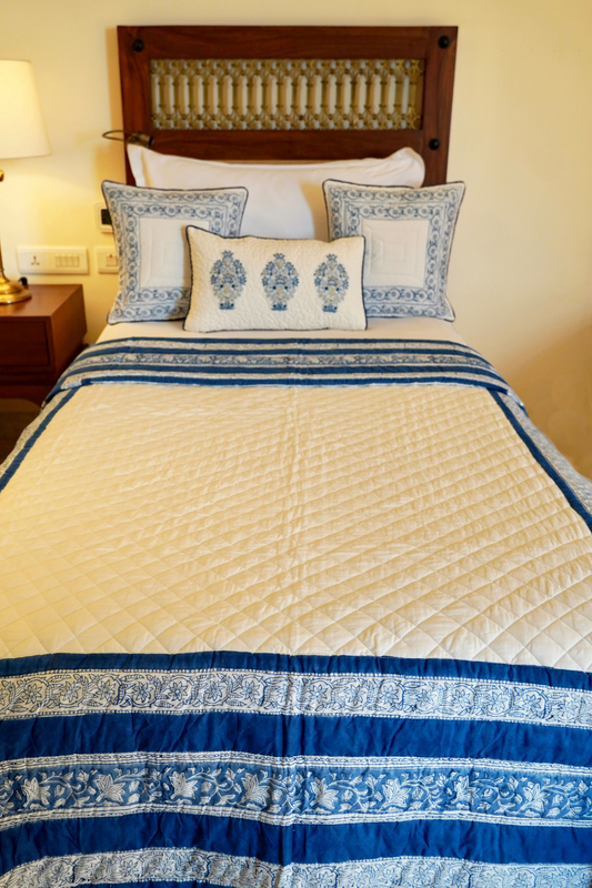 Indigo Statement Single Quilt