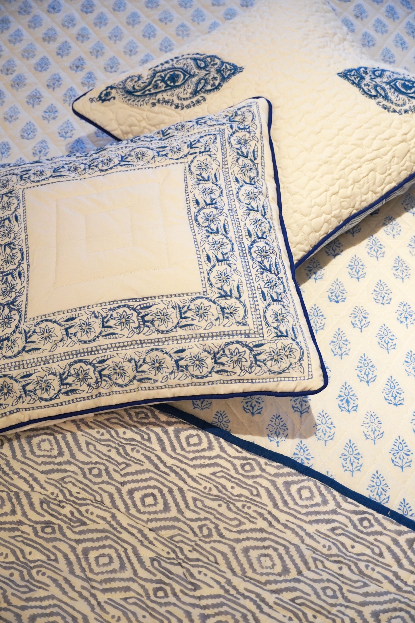 Jaipuri Indigo Ditsy Quilt
