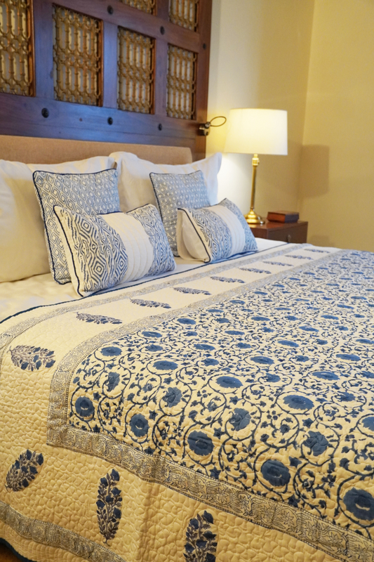 Indigo Ditsy - Poppies Quilt